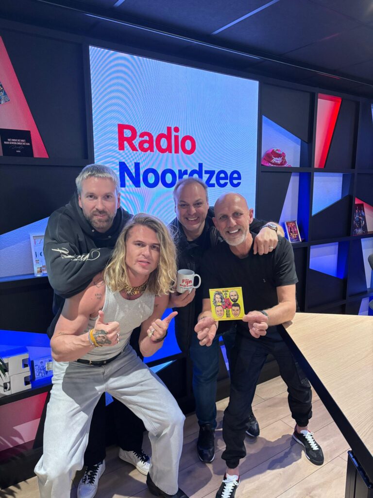 Kris Kross Amsterdam en Frans Bauer Rene Verkerk MOKKONING BIJ RADIO NOORDZEE