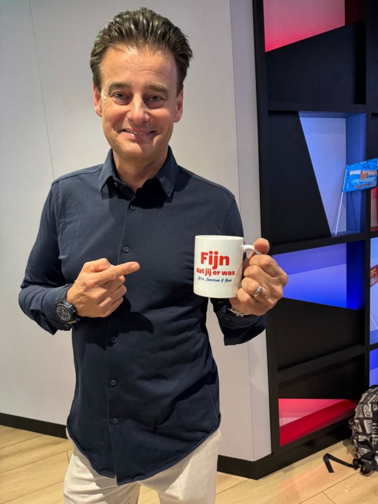 WILFRED GENEE MOKKONING BIJ RADIO NOORDZEE